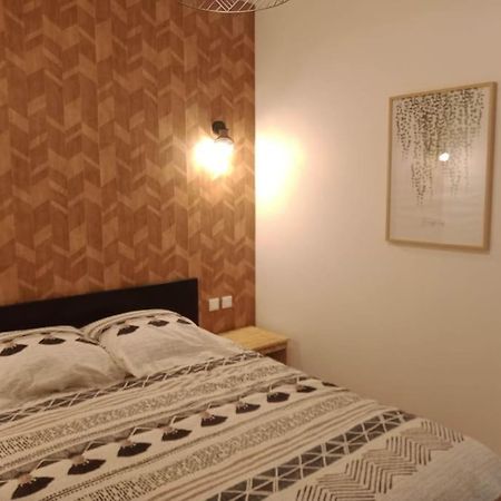 Gonnelles Appartement T3 Centre Ville Rdc D Ажен Экстерьер фото