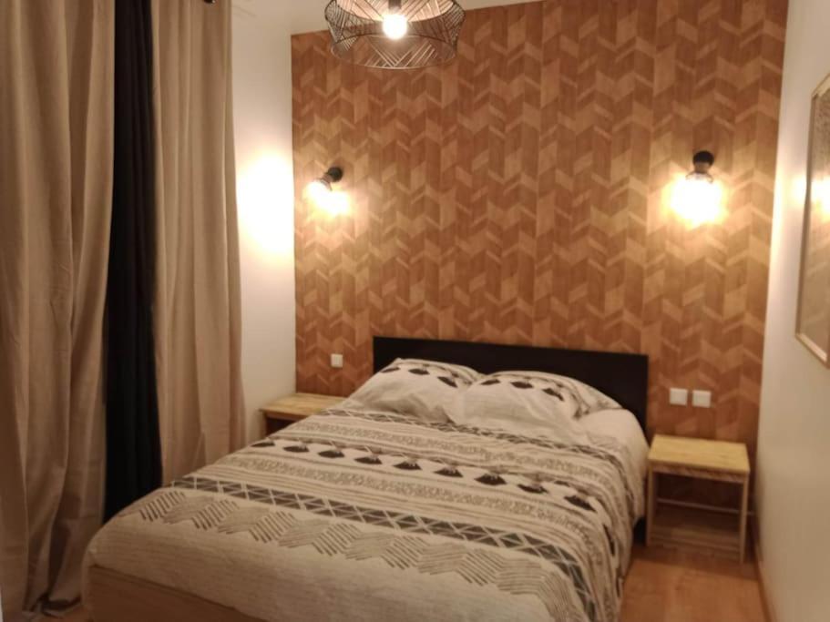 Gonnelles Appartement T3 Centre Ville Rdc D Ажен Экстерьер фото
